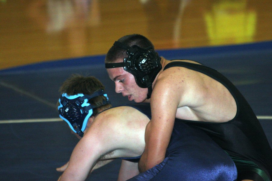 BHS Wrestling vs D Bell 13 Nov 08  046