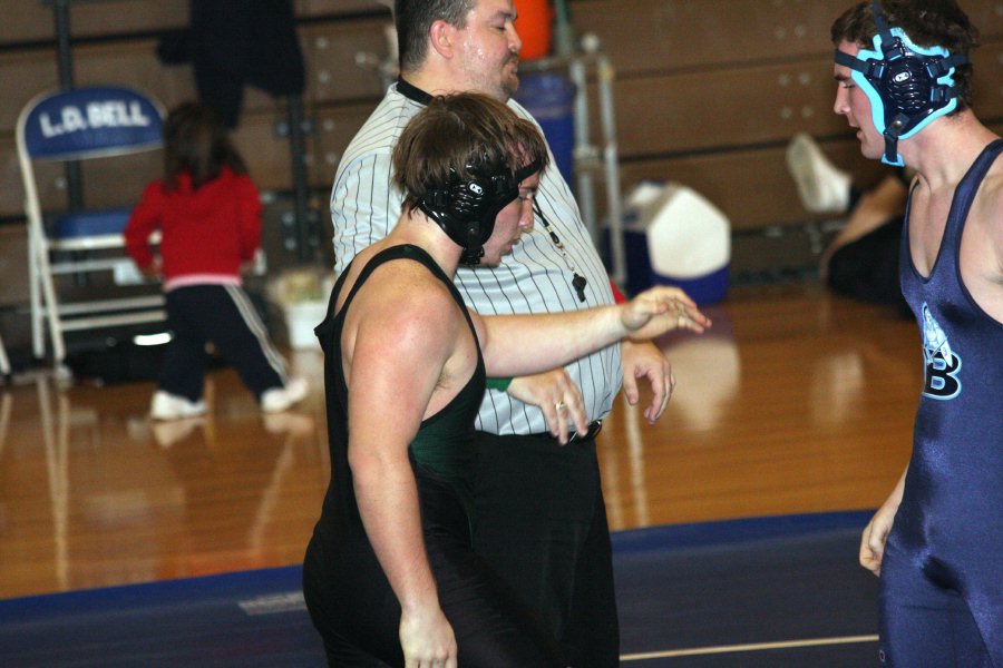 BHS Wrestling vs D Bell 13 Nov 08  051